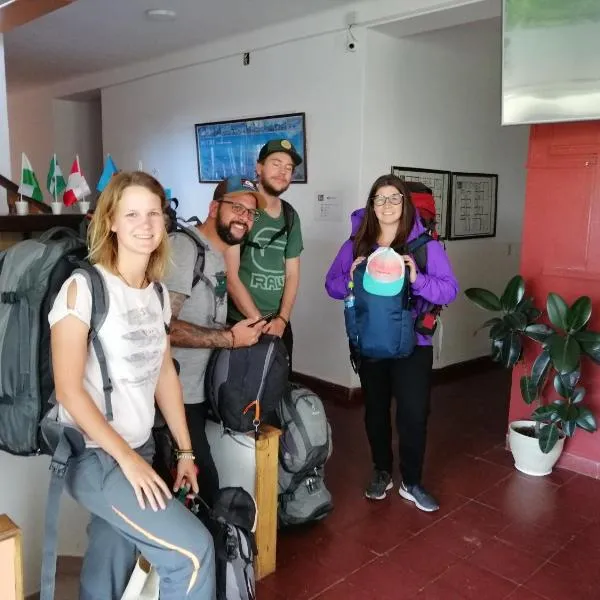 Casa Treveris - Non profit Hostel, hôtel à Sucre