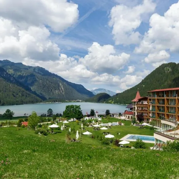 Romantik Resort & SPA Der Laterndl Hof, hotel en Haldensee