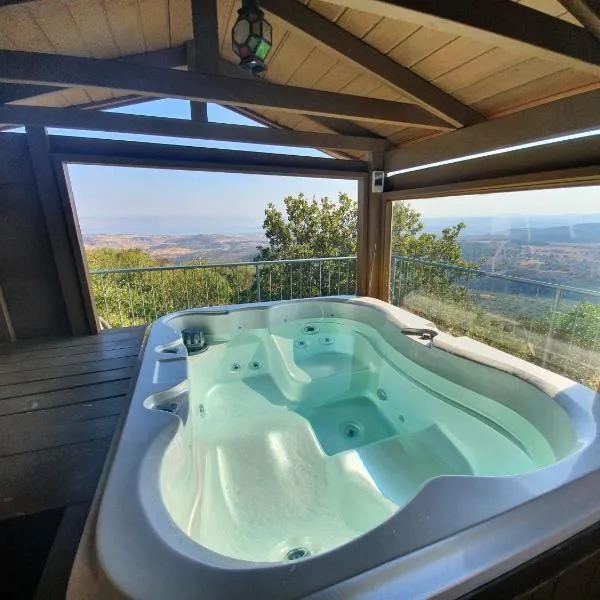 Switzerland In Amirim, hotel v destinaci Amirim