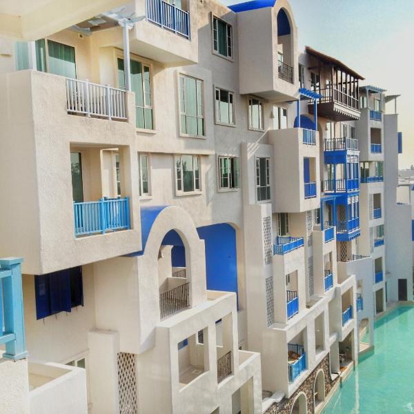 Chelona huahin beachfront condominium