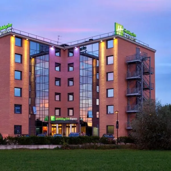 Holiday Inn Express Reggio Emilia by IHG, hotel en Reggio Emilia