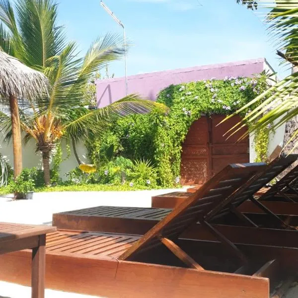Faima Fishing Lodge at Daravandhoo, hôtel à Atoll de Baa