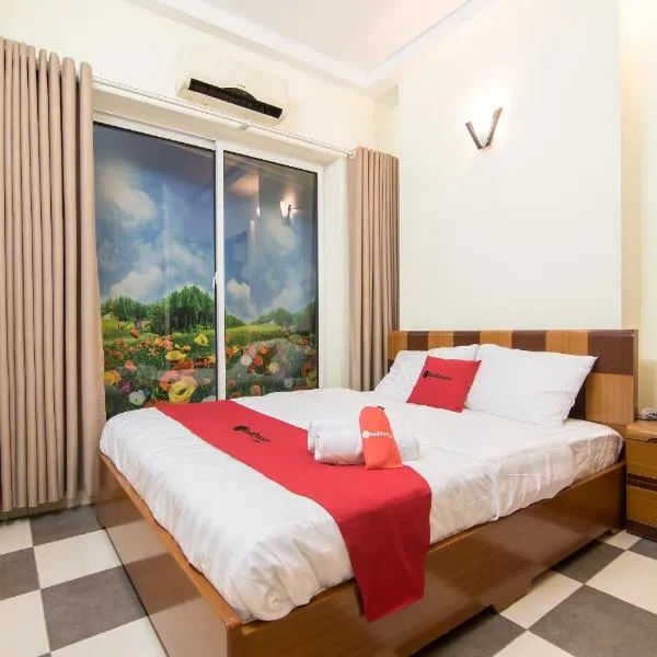 Hai Duong Apartments 70 Van Kiep，位于河内的酒店