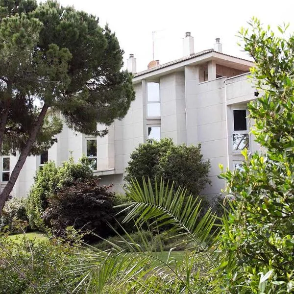 Hotel Punt 14, hotel v destinaci Gavà