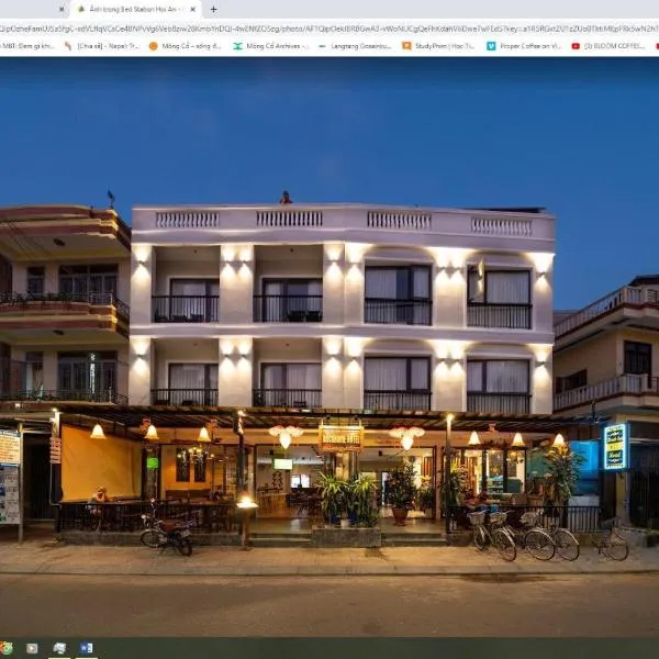 Backhome Hostel & Bar, hótel í Hoi An