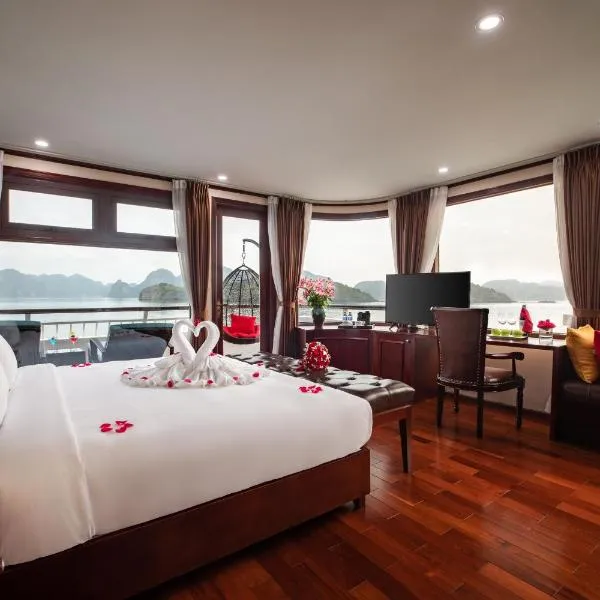 Dora Cruise by HAG, hotel in Ha Long