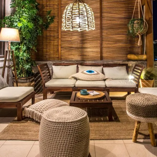 Syros Luxury Seaview Wellness Suite Finikas, hotel en Finikas