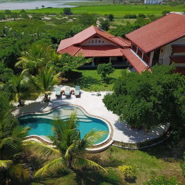 Wild Lotus Yala, hotel in Tissamaharama