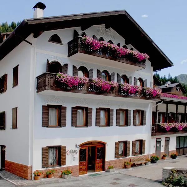 Cadore Haus, ξενοδοχείο σε Auronzo di Cadore