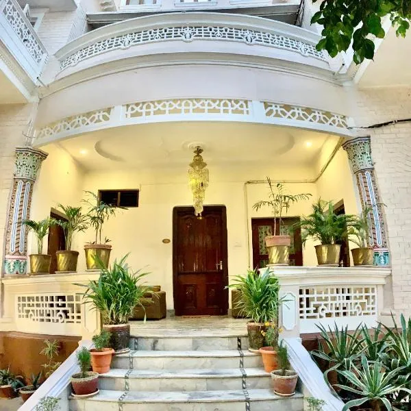 Shree Ganesha Palace Near Kashi Vishwanath Temple, hotel in Varanasi