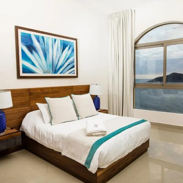 Petit Luxe Las Gavias Penthouse, hotel in Mazatlán