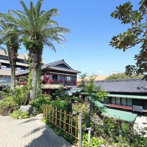 智库拉坎日式旅馆，位于南房总市的酒店