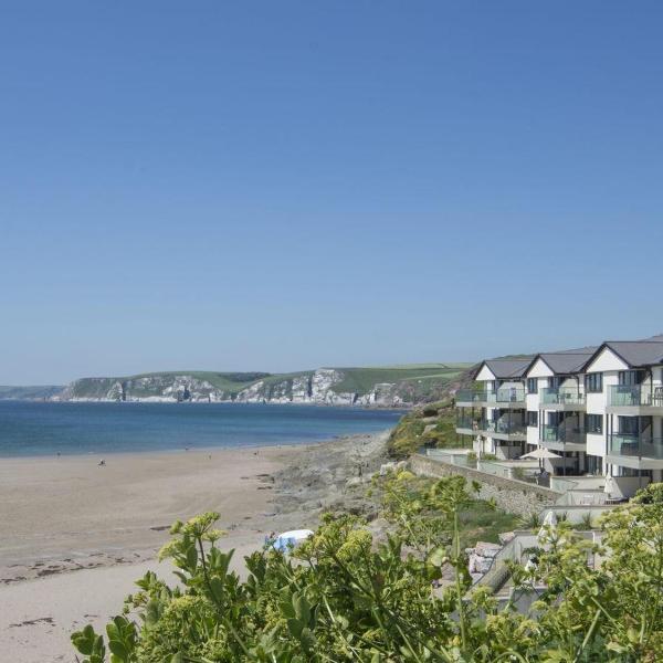 19 Burgh Island Causeway