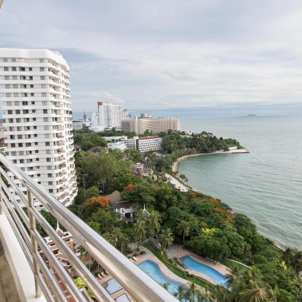 Spacious Room with Ocean & City View