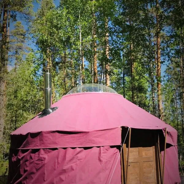 Jurtta Linkkumylly、マンチュハルユのホテル