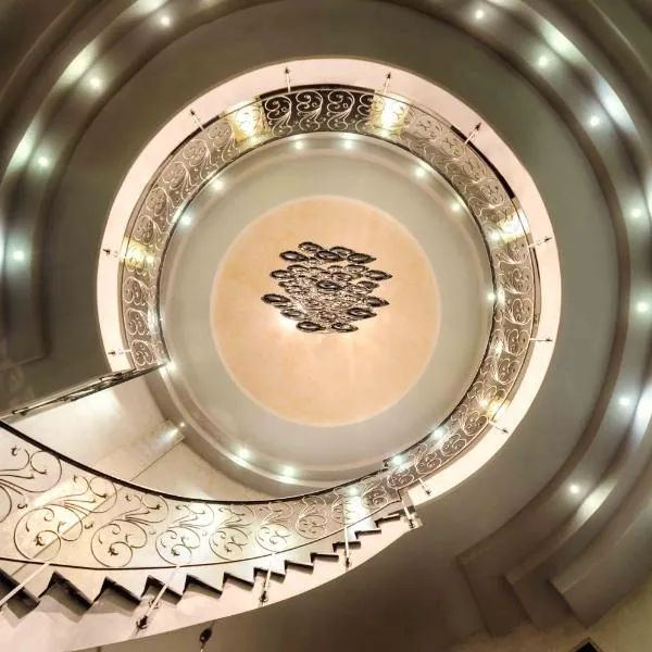 Chateau Rond Boutique Hotel & Spa, hotel em Kato Loutraki