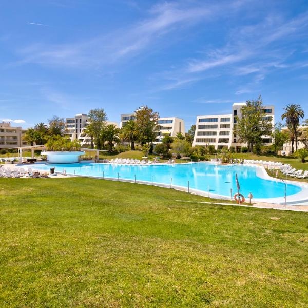 2 Bedroom Apartment with Pool in Vila Marachique, Alvor