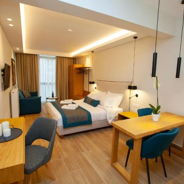 No21 Luxury Suites, hotel in Thessaloniki