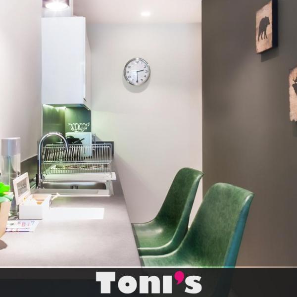 TONI'S STUDIO for couples near ACROPOLIS Museum