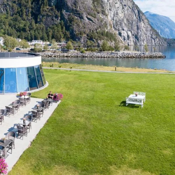 Valldal Fjordhotell - by Classic Norway Hotels, hótel í Valldal