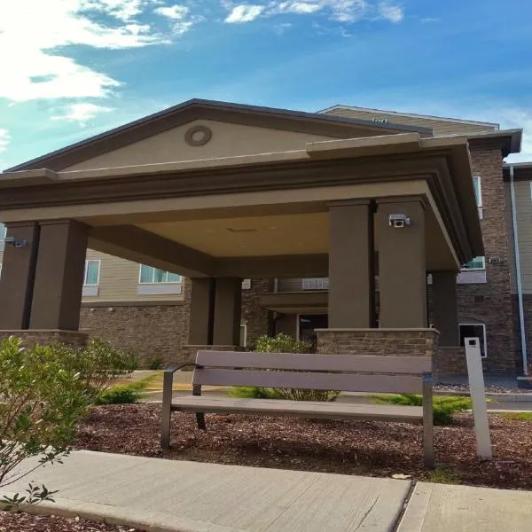 Holiday Inn Express and Suites Montgomery by IHG, khách sạn ở Montgomery