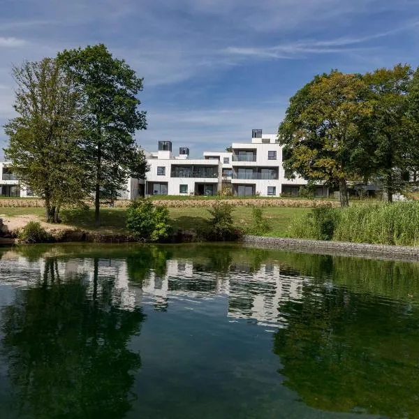 Golden Lakes Hotel, ξενοδοχείο σε Boussu-lez-Walcourt