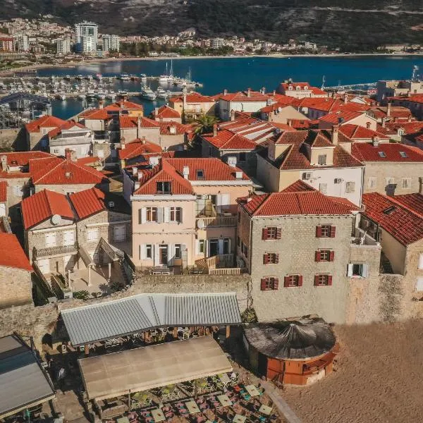 R club Apartments Old Town Budva, hotel in Budva