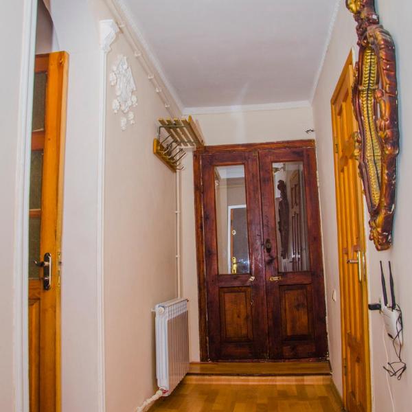 Apartment on Malaya Arnautskaya 21