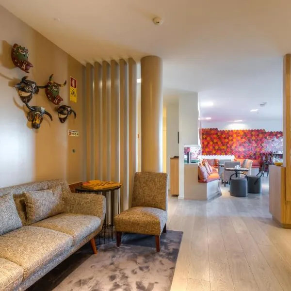 Hotel Spot Family Suites, hotel no Porto