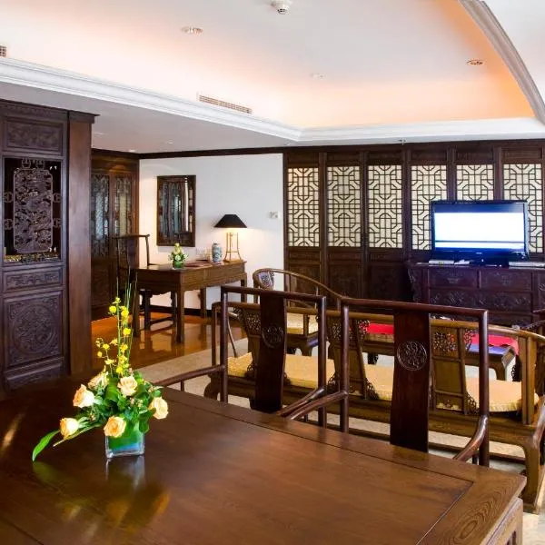 Crowne Plaza Qingdao by IHG, hotel en Qingdao