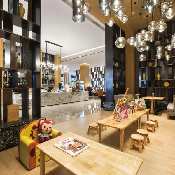 Crowne Plaza - Kunming Ancient Dian Town by IHG, hotel in Kunming