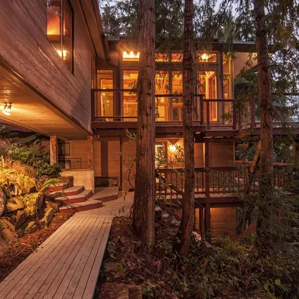 The Sanctuary Retreat & Spa、Salt Spring Islandのホテル