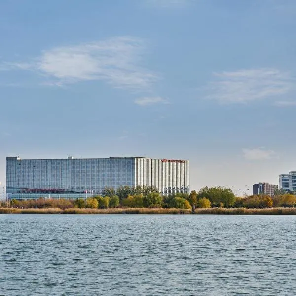 Crowne Plaza Tianjin Binhai by IHG, hotel in Tianjin