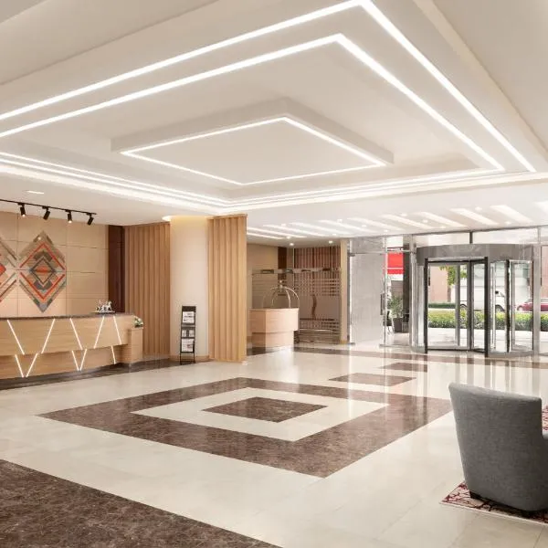 दुबई में, होटल Ramada by Wyndham Dubai Deira