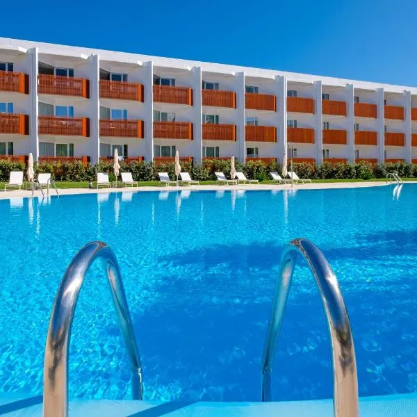 Malibu Foz Hotel - La Maison Younan, hotel em Figueira da Foz