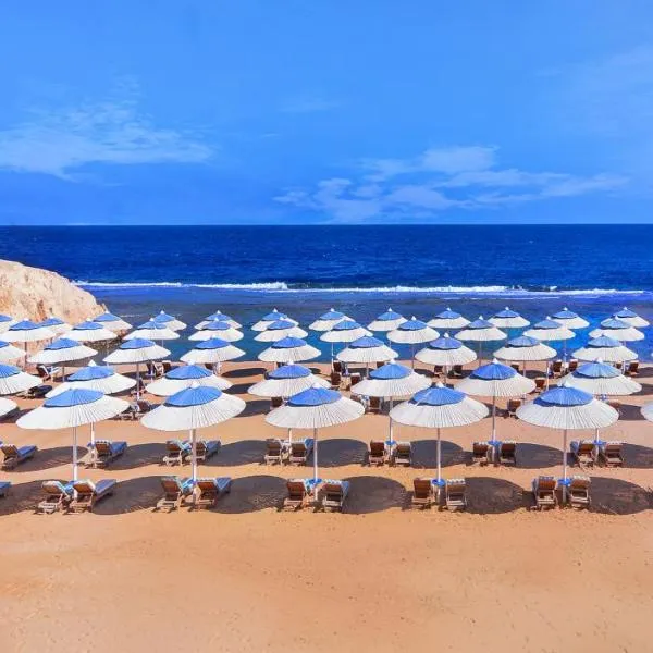 JAZ Neo Reef Marsa, hotel in Coraya Bay