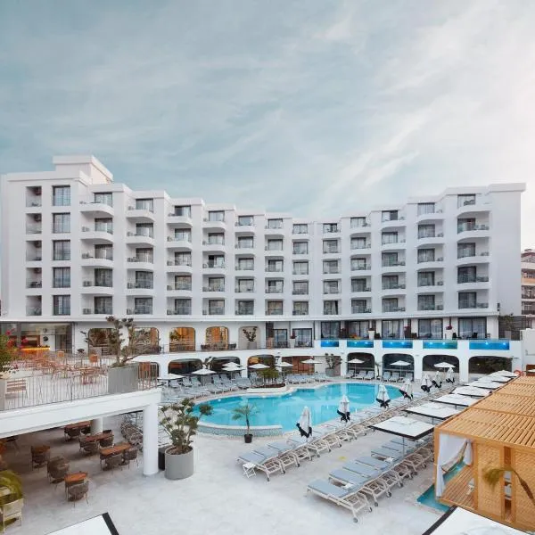 Lalila Blue Suites, ξενοδοχείο στο Μαρμαρίς