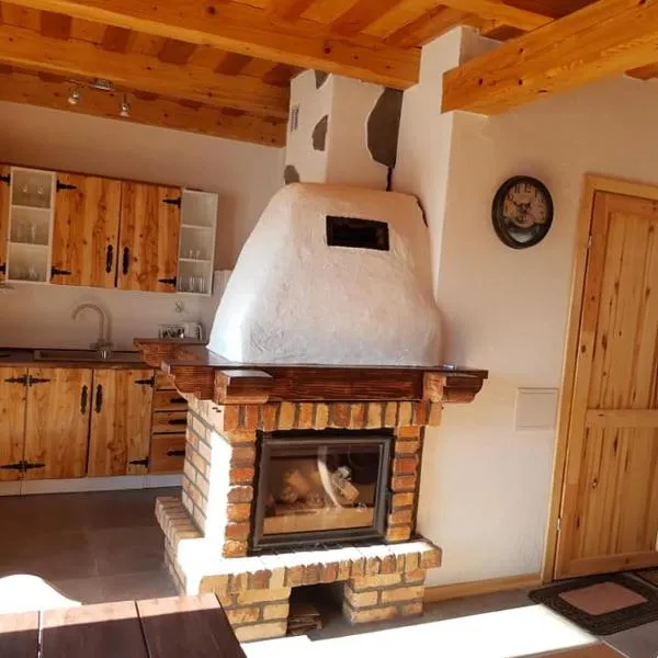 Domek u Jawora -Agroturystyka, hotel in Grywałd