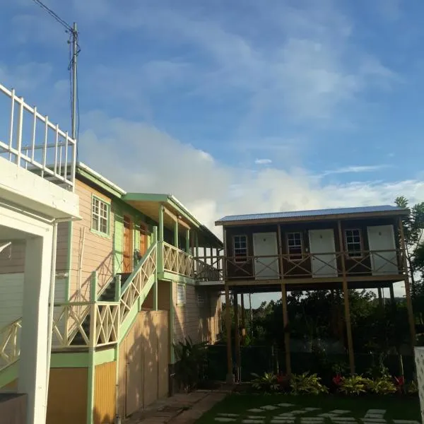 Apartment Unforgetable Gardens, hotel din Falmouth