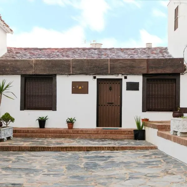 Casa Rural La Zzinetina con Jacuzzi, ξενοδοχείο σε Constantina