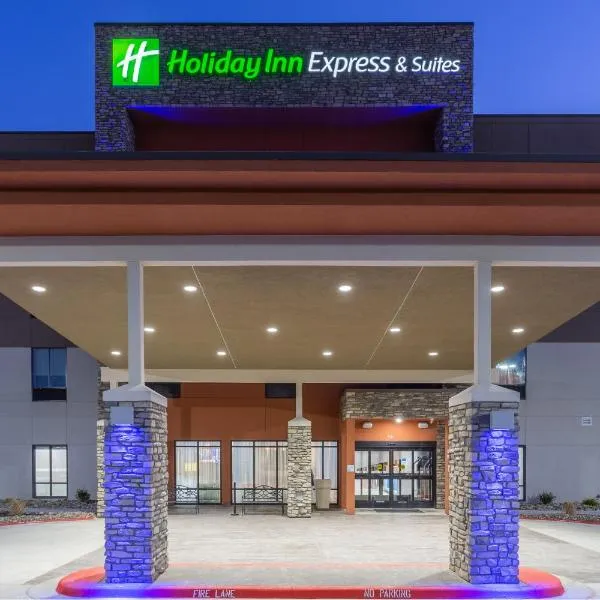 Holiday Inn Express & Suites Kearney by IHG, hotell sihtkohas Kearney