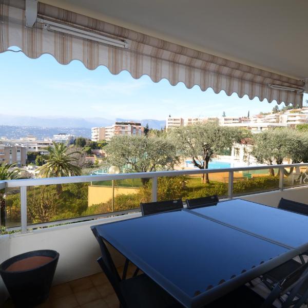 Appartement 5 personnes avec piscine sur la Corniche Fleurie à Nice