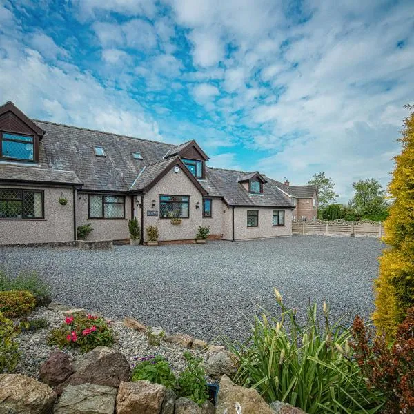 Lon y Traeth Bed & Breakfast, hotel em Pentraeth