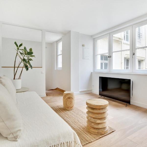 Pick A Flat's Apartment in Louvre - Rue Sainte Anne