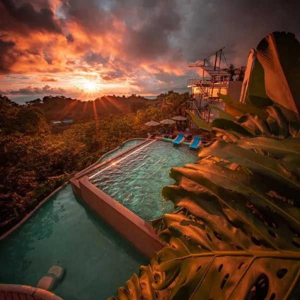 Gaia Hotel & Reserve- Adults Only, hotel in Manuel Antonio