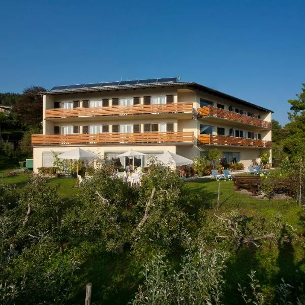 St. Oswalderhof, hotel in Pörtschach am Wörthersee