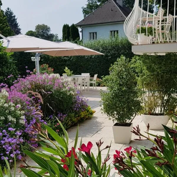 The Little Guesthouse, hotel v Salcburku