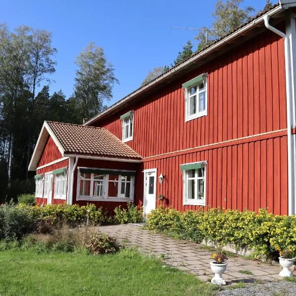 Skogsbrynet B&B, Bredsjö Nya Herrgård, hotel di Hällefors