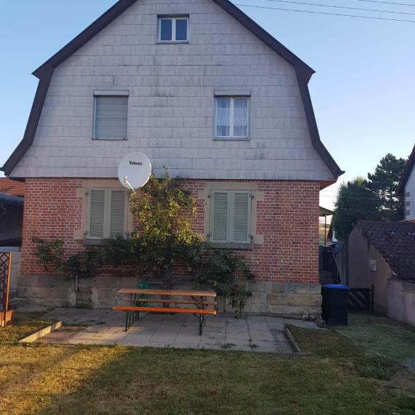 Handwerkerhaus-Balaro für bis zu 6 Personen mit Grillplatz