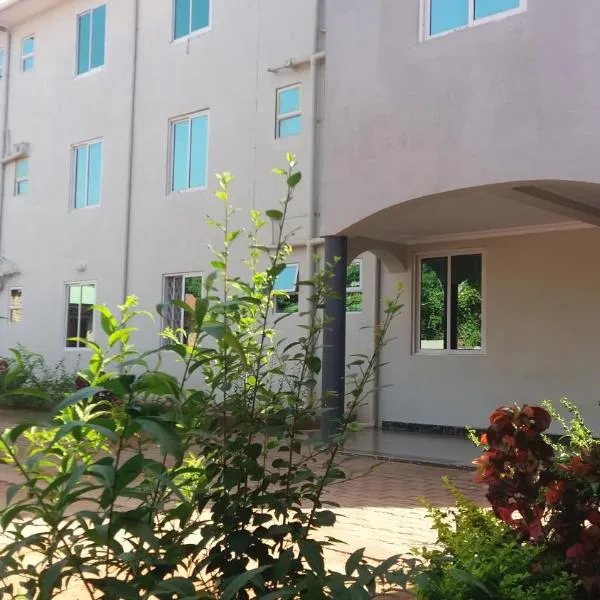 Dich Comfort Hotel University Branch, hotel v destinaci Gulu